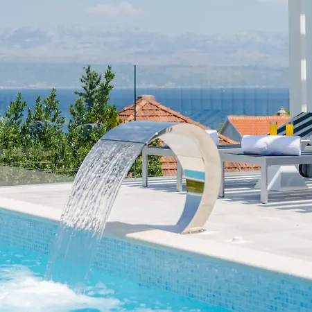 Pax Villa *